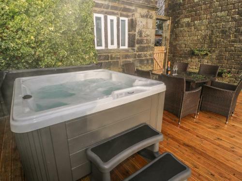 The Cottage, Beeston Hall, Sowerby Bridge
