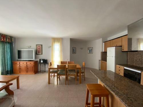Amplio Apartamento A 5 Minutos De La Playa