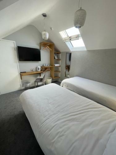 Hostal Rivendell Guest House