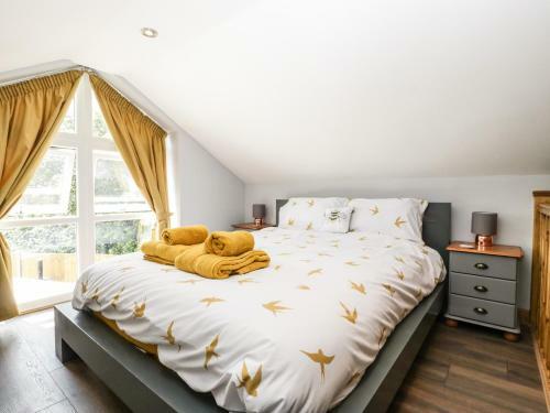 1 Bury Farm Cottage