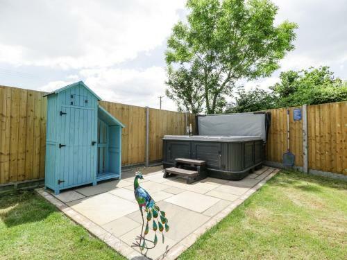 1 Bury Farm Cottage