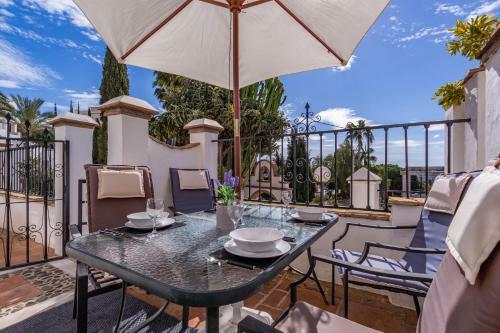 Bright Apartment With Terrace In Mijas Golf