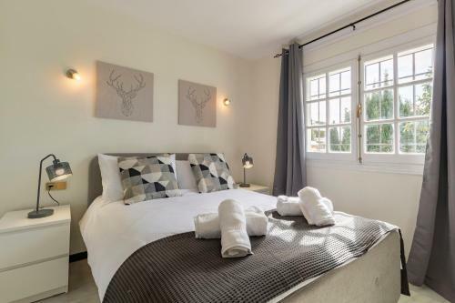 Bright Apartment With Terrace In Mijas Golf