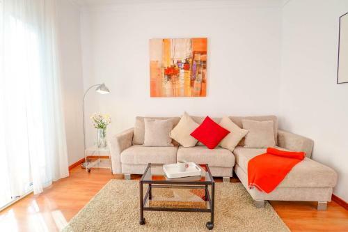 San Sebastian Apartment By Hello Homes
