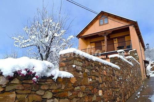 4 Bedrooms House With Wifi At Tedejo