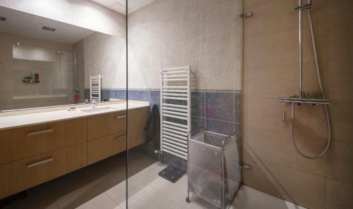 Th150 Modern House In Tamarit With Private Pool