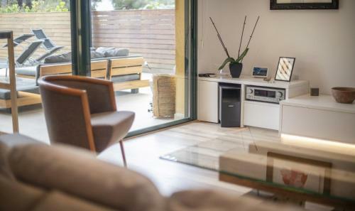 Th150 Modern House In Tamarit With Private Pool