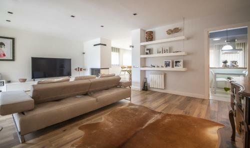 Th150 Modern House In Tamarit With Private Pool