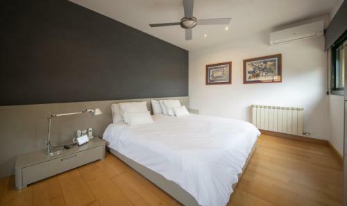 Th150 Modern House In Tamarit With Private Pool