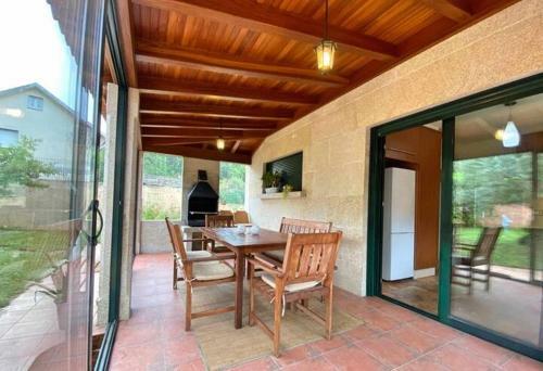 Casa Los Naranjos En Vilaboa