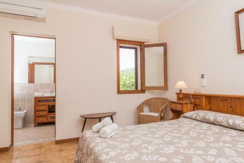 Villa Cerca De Cala Dor Con Piscina