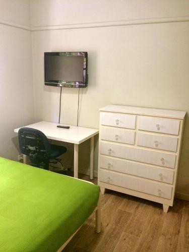 Hostal Guesthouse 83