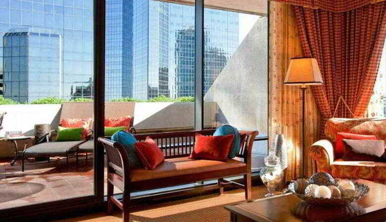 The Worthington Renaissance Fort Worth Hotel