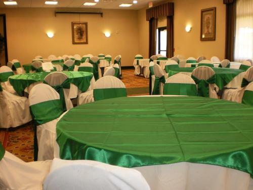 Hotel Ashmore Inn And Suites Amarillo