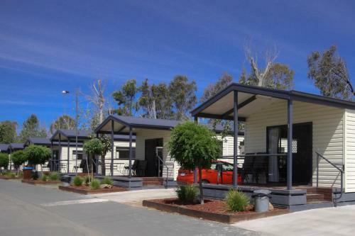 Sun Country Holiday Village