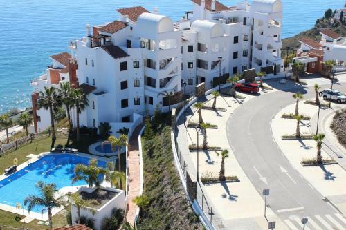 Apartamento De 2 Dormitorios Vista Mar Con Parking