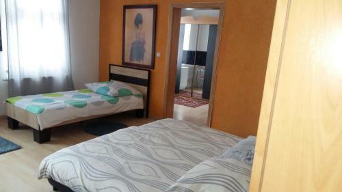 Hostal Pension Am Piko-platz