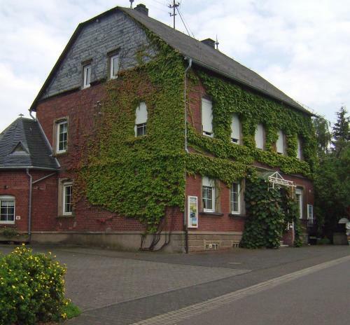 Romantikzimmer Im Antiquariat