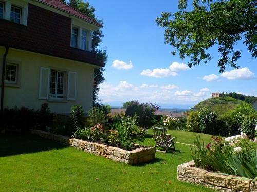 Bed & Breakfast Villa Burgblick - Luxury Bnb