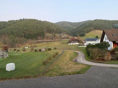 Bed & Breakfast Gasthaus R�ssle