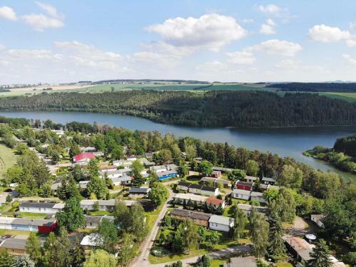 Gracious Apartment In Zeulenroda-triebes With Terrace