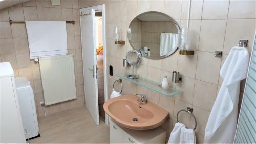 Apartamento Ferienwohnung Kaiserblick