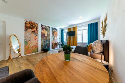 Moor Apartment 10
