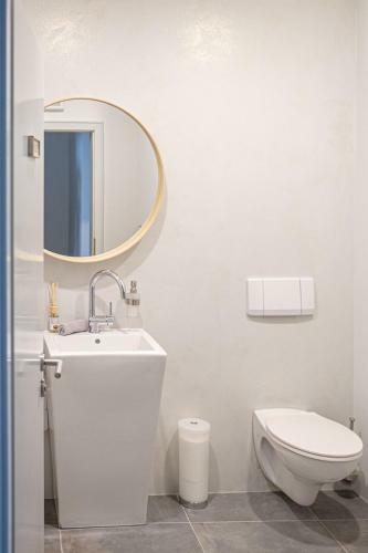 Moor Apartment 7
