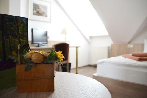 Hostal Restaurant & Pension Storchenklause