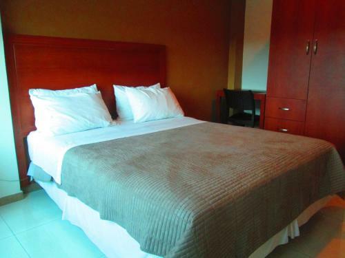 Hotel Garzota Inn