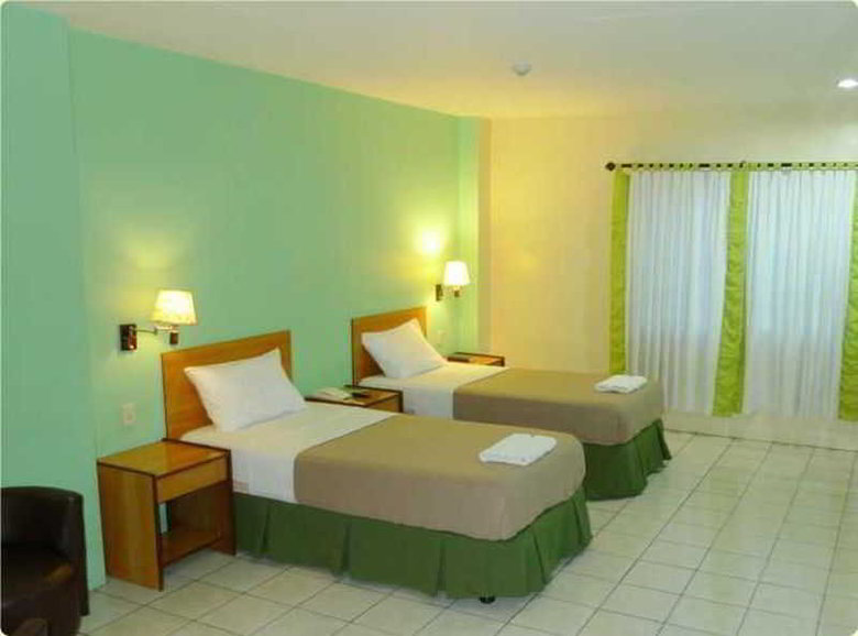 Posada Sequoia Inn