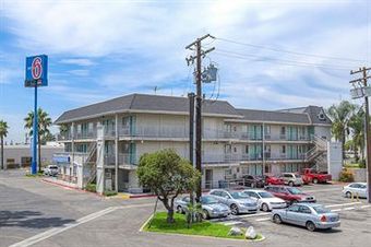 Motel 6 Anaheim - Fullerton East