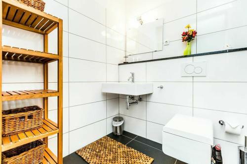 Messe Apartment K�ln West