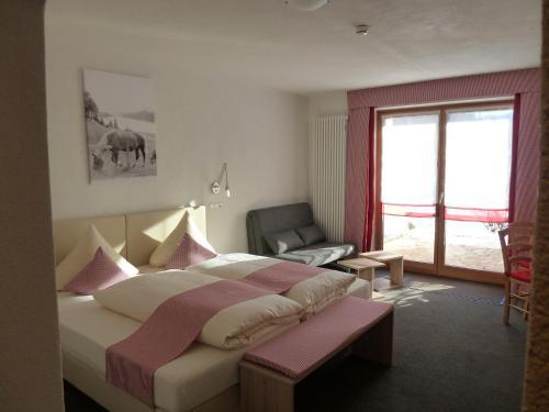 Hostal Alpina