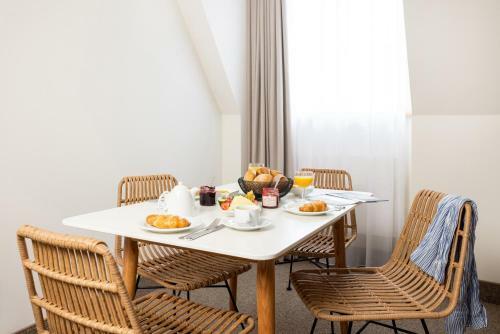 Maakt Apartments