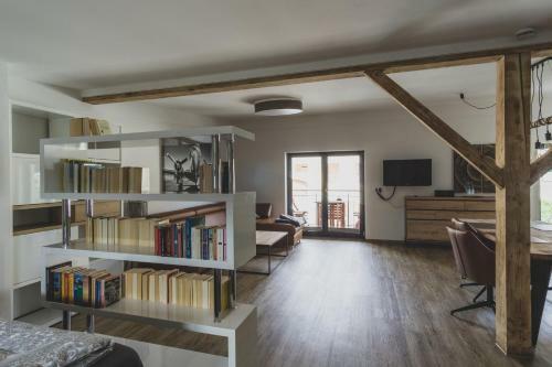 Apartamento Modernes Loft Vor Den Toren Des Chiemgaus
