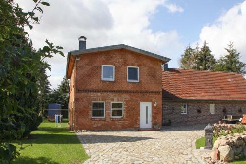 Semi-detached House Tankenhagen - Dos05182-l