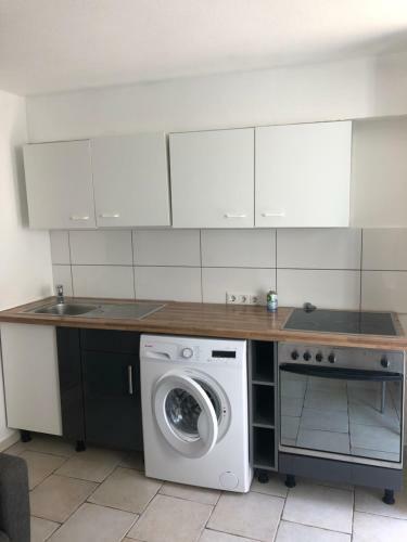 Apartamento Ferienwohnung Beutelsbacherstrasse 12 Untert�rkheim Stuttgart