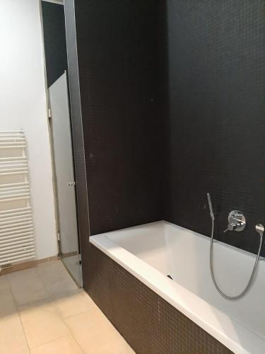 Apartamento High-quality In The Heart Of Stuttgart 4