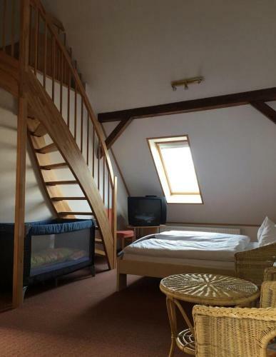 Hostal Pension- & Caf�garten Luisenhof