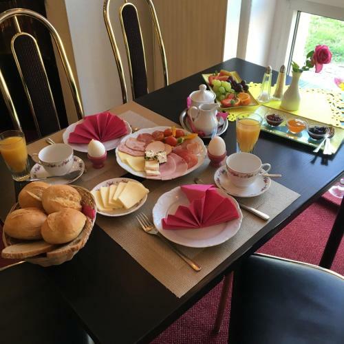 Hostal Cafe & Pension Jl