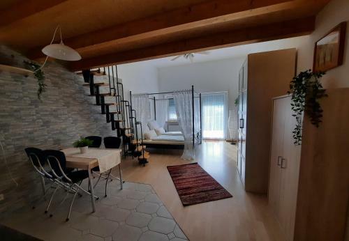 Hostal Kurpension Me�mer