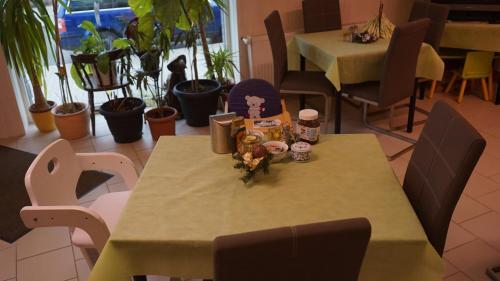 Apartamento Pension Im Gl�ck Thale