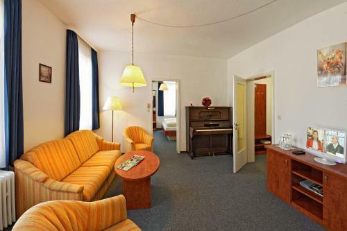 Hostal G�stehaus Zur Lilie
