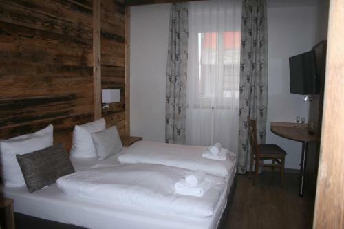 Hostal G�stehaus Zur Lilie