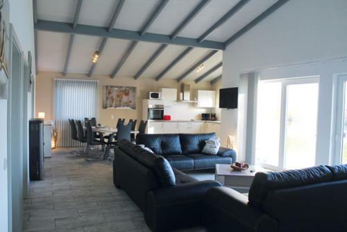 32 Ferienhaus Am See