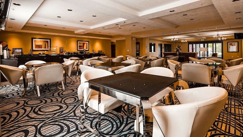 Hotel Best Western Plus Airport Inn & Suites