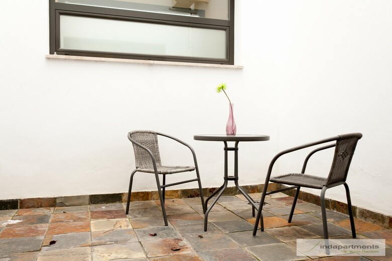 Apartamentos Azz Sevilla Torre De La Plata
