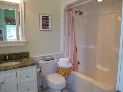 Falmouth Heights Motor Lodge