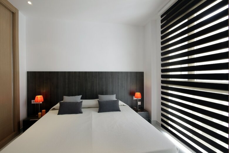 Fisa Rentals Les Corts Apartments